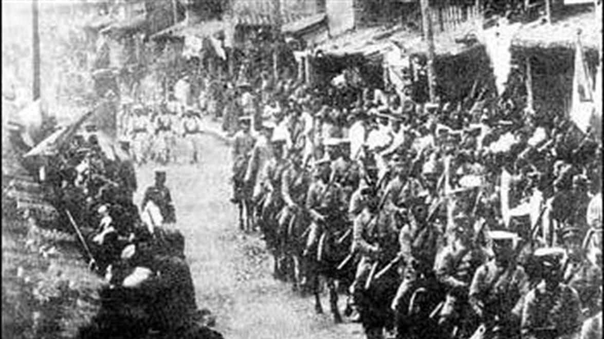 1948年的一封电报，让他背叛蒋介石，却拯救了长春三万人！