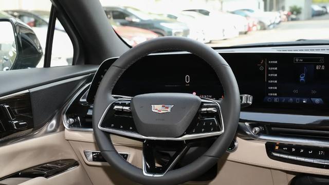 凯迪拉克XT5一年养车费用详解，现在入手是否划算，车主真实体验分享