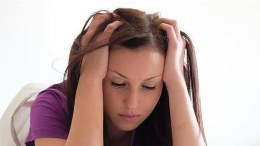 卷不动，躺不平：40岁女性的困境