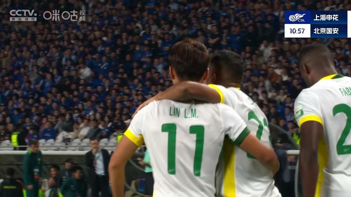 10人国安2-2申花，张源替补染红，麦麦提江引争议