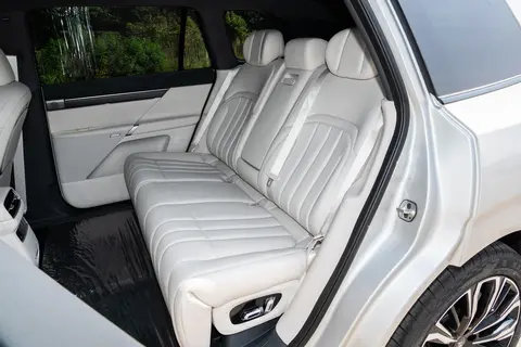 东风奕派eπ008 ：大舒适家，这车亮点真不少！