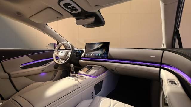 华系双智旗舰轿车 广汽昊铂A800内饰首发，为高速L3商用冲刺