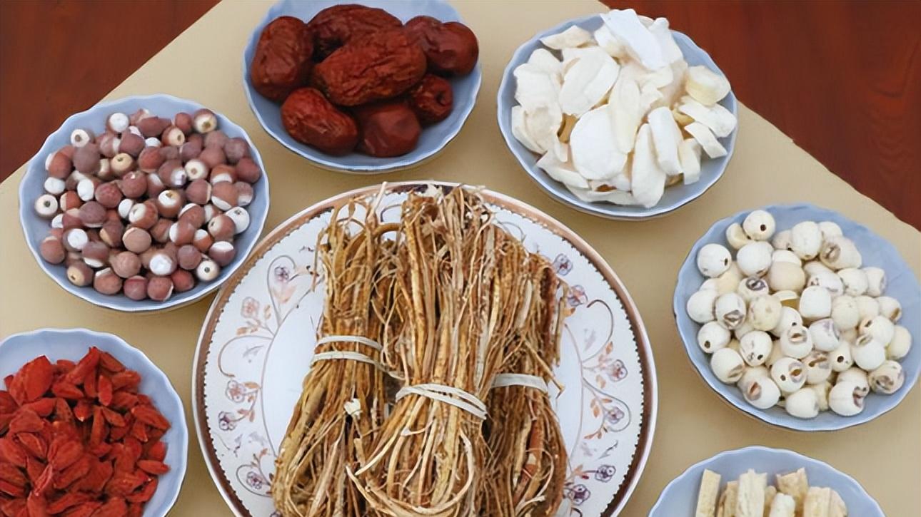 紫亿滋补炖品：新中式加盟稳赚风口