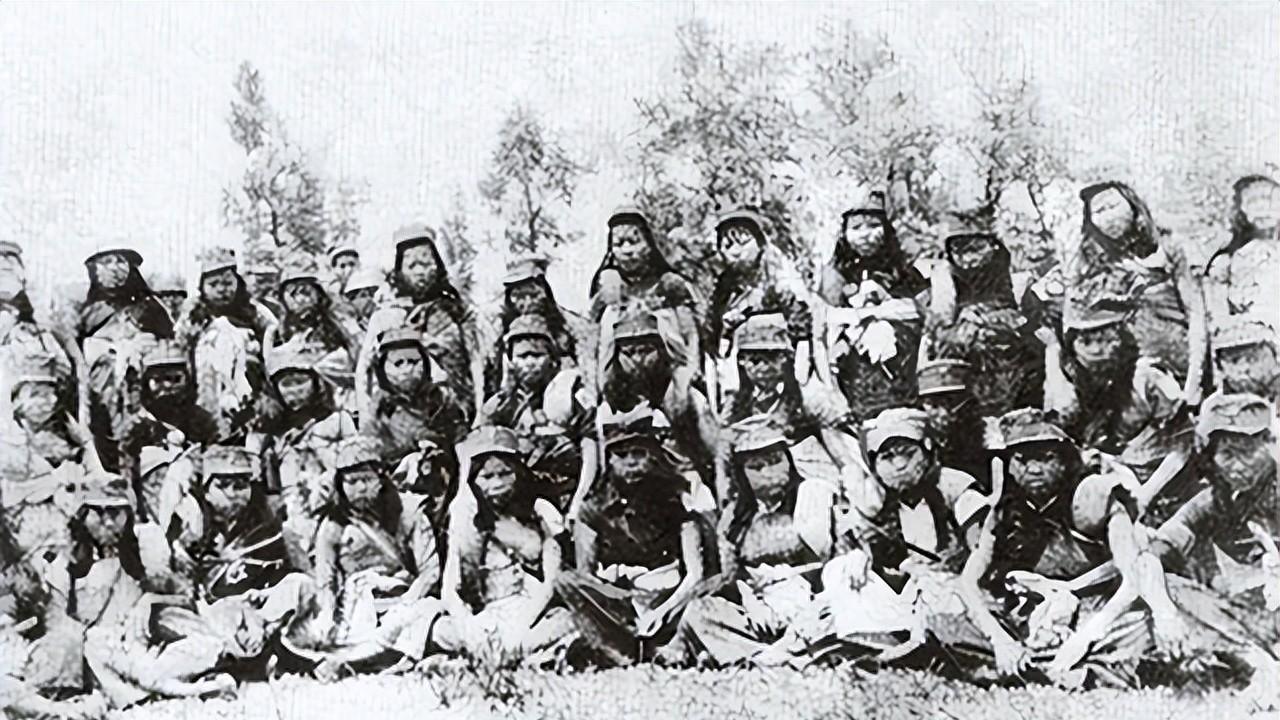 1971年，冯白驹写信希望得到平反，教员问：他现在在哪里？