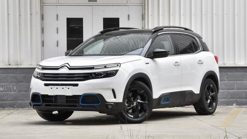 雪铁龙C5 Aircross推官方改装版，底盘升高3cm，越野风格外观套件加持