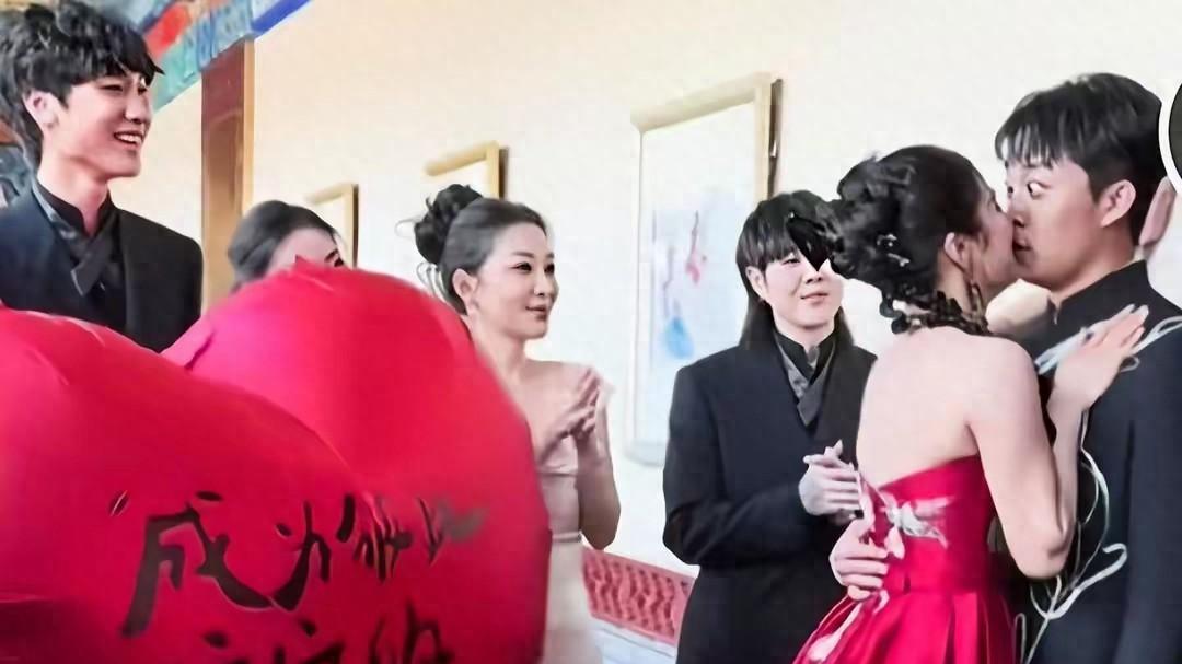 张九龄结婚郭德纲缺席，表面是唱戏身不由己，背地却有不为人知的秘密