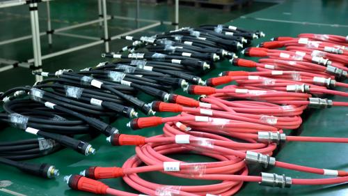 定制线束解决方案知名品牌推荐-力可欣储能线束：为新能源汽车提供持久动力