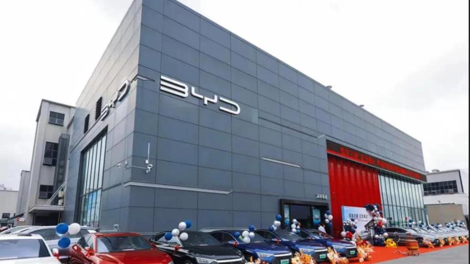 尘埃落定！比亚迪起诉 “龙哥讲电车” 等账号侵权，获赔200万