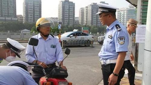 乘联会提议推出C7驾照，解决老人、女性出行？准驾什么？你怎么看