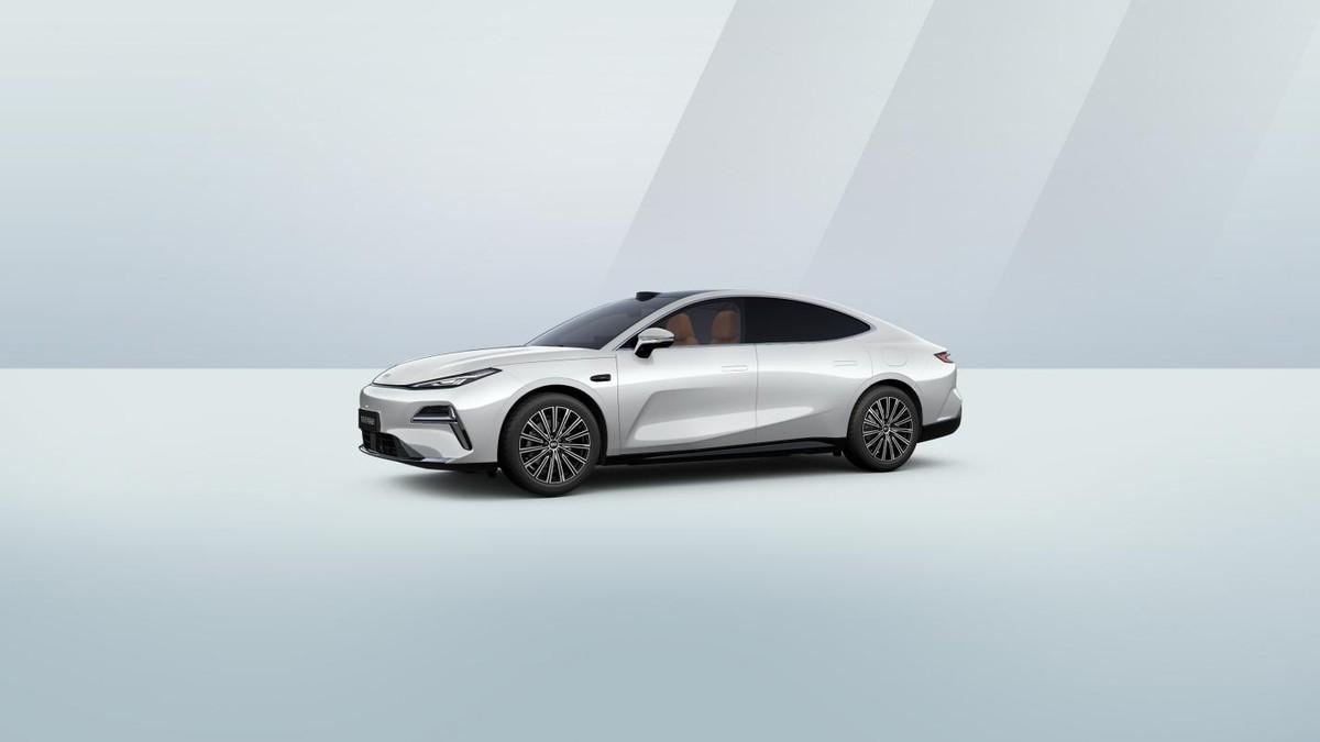 限时11.58万起！吉利银河星耀8迎来哨兵模式