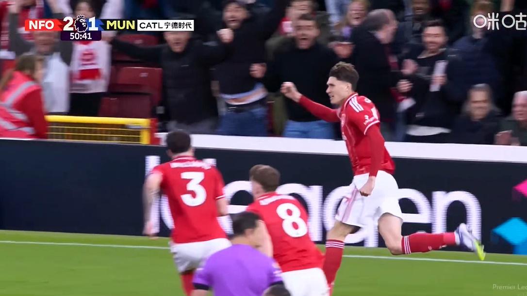 胖虎连场破门，小将世界波，曼联2-2森林，头球防不住不上马奎尔