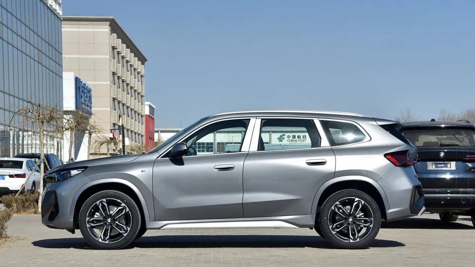 宝马X1持续火爆，2.0T爆335马力，家用性价比真的很高