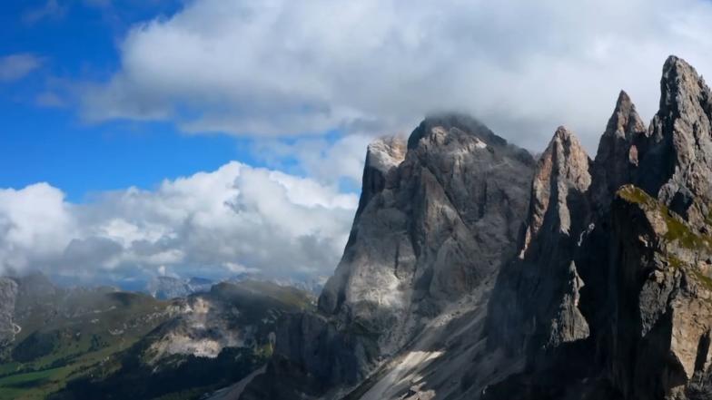 男人分手后，还让你看朋友圈的隐藏含义