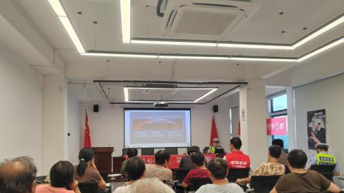 平安产险深圳分公司：开展​道路安全宣教活动