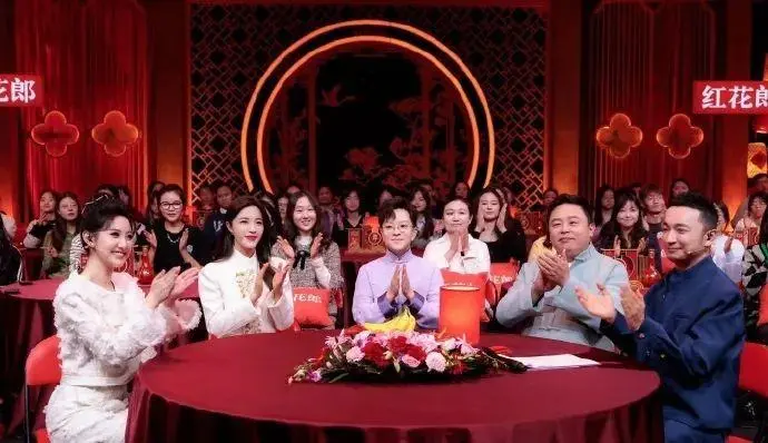 德云社阎鹤祥登上央视舞台，现场照发布，评论区说什么的都有