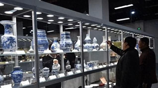 以17万做局，骗走乾隆真迹转卖8700万的“专家”刘岩，结果怎样？