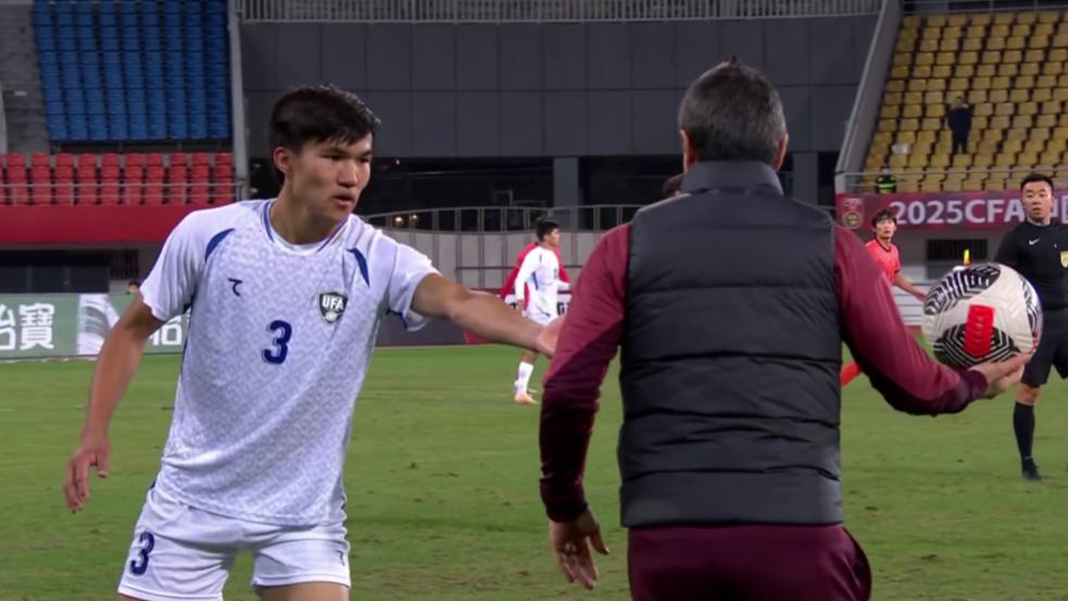 0-0！国足U22被逼平，汪士钦遭争议红牌，韩国VS越南，决定谁夺冠