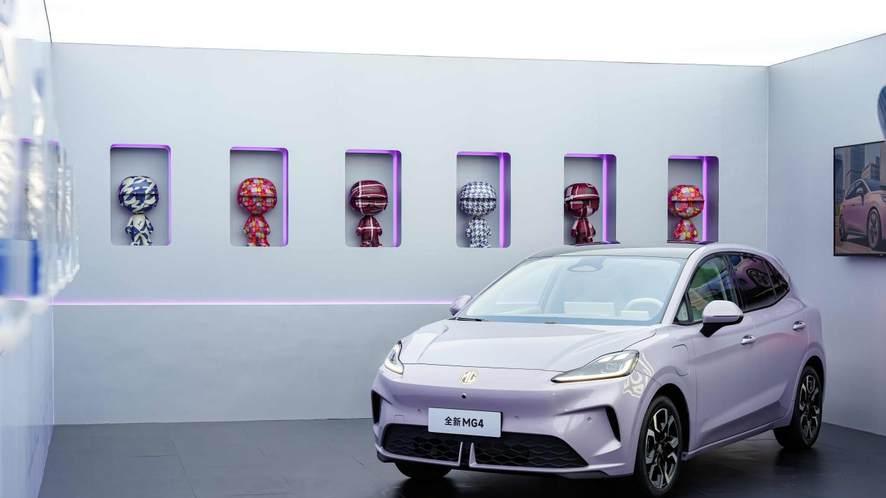 用低成本享受新科技，搭半固态电池的MG4仅售9.98万元