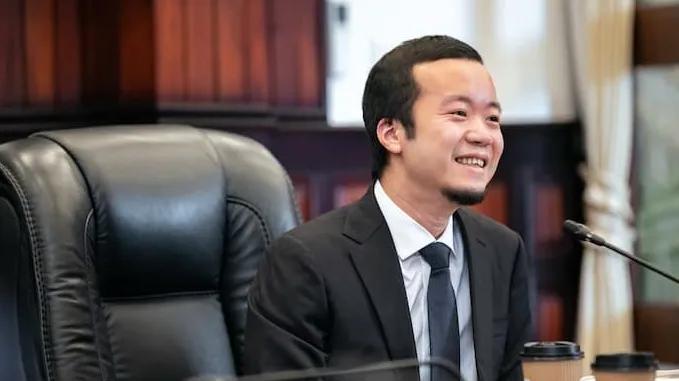 起底千亿杀猪盘大亨：给艺人女友每月千万零花，曾投拍反诈电影