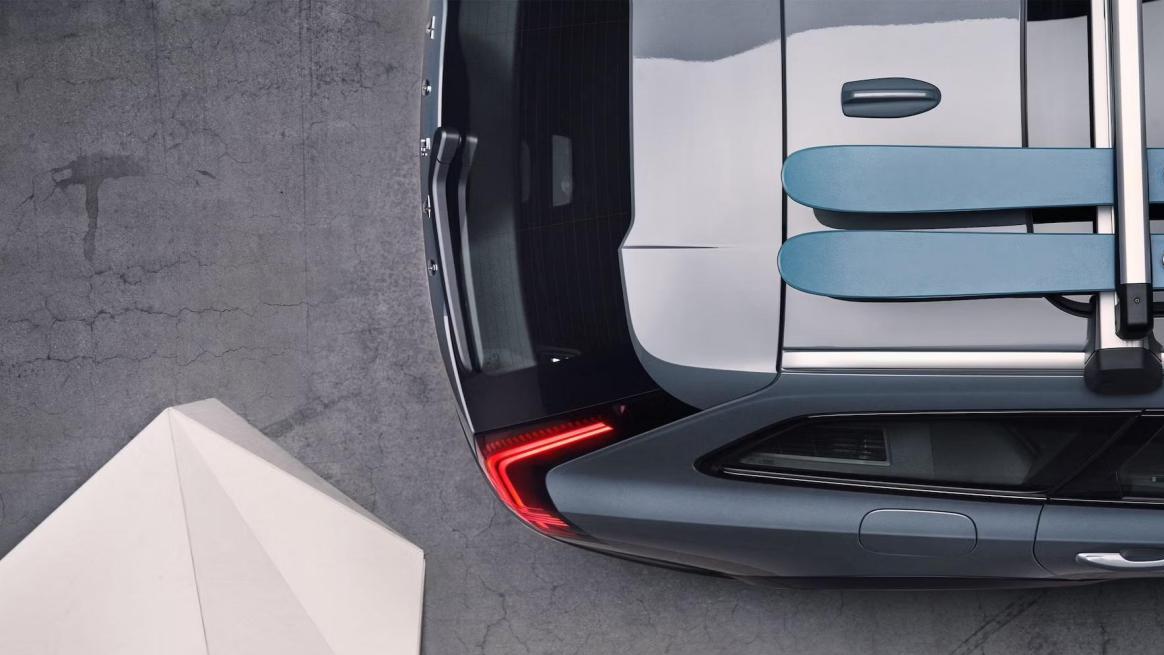 2025款沃尔沃V90 CC旅行车上市：豪华与实用的完美融合