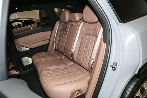 连开宝马X3、奔驰GLC的朋友都心动，换蔚来ES6不是"降级"