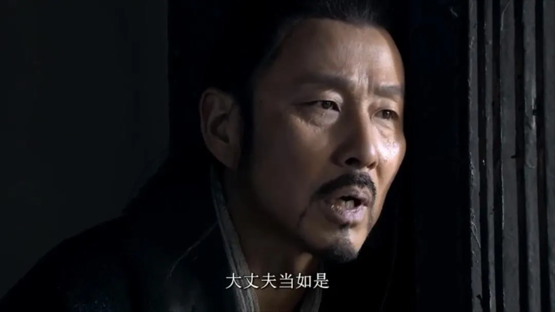 刘邦没有嬴政那样显赫的家世，司马迁只好给他附上各种神迹