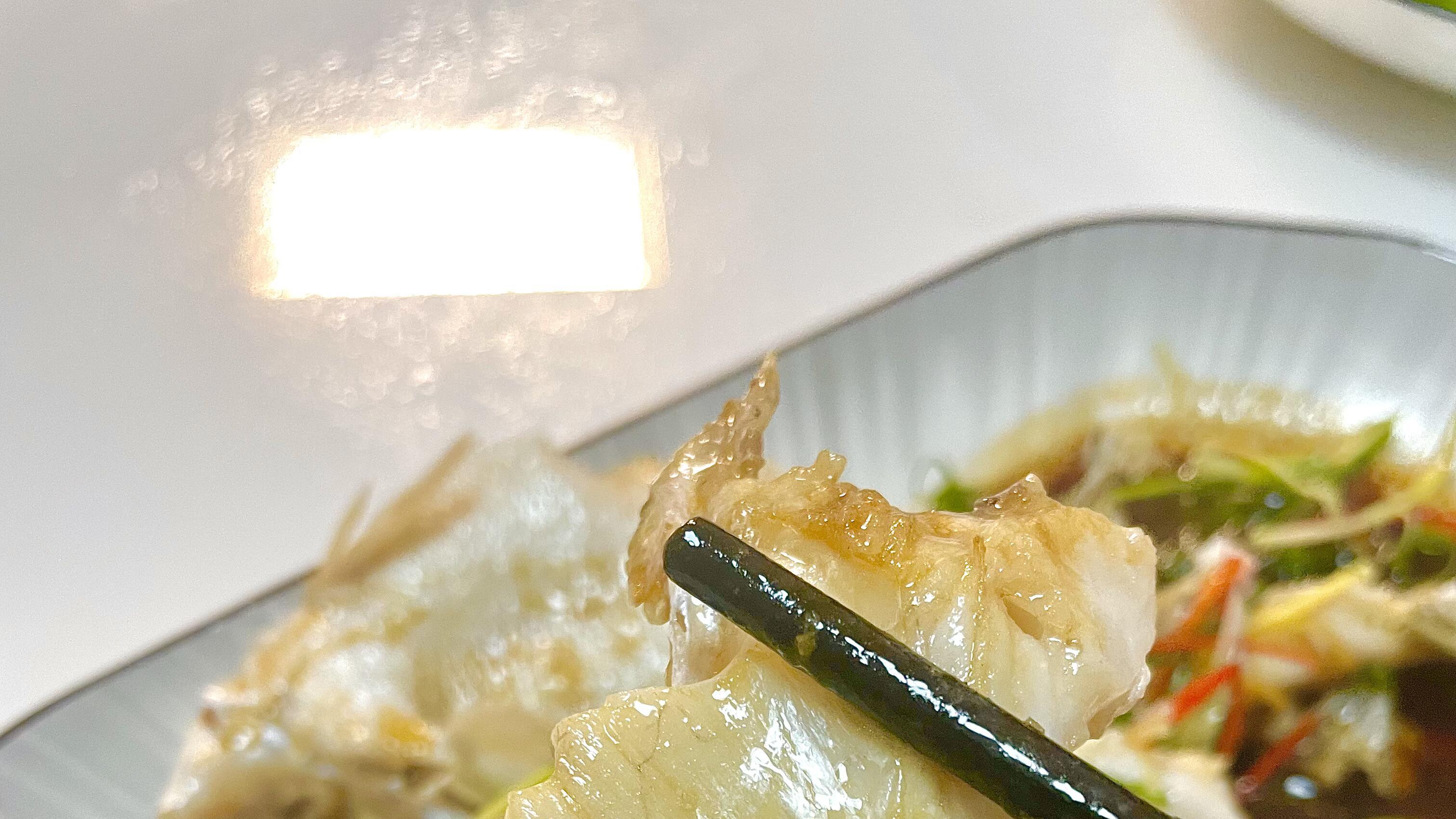 清蒸鲈鱼：十分钟就能搞定的“宴客菜”！