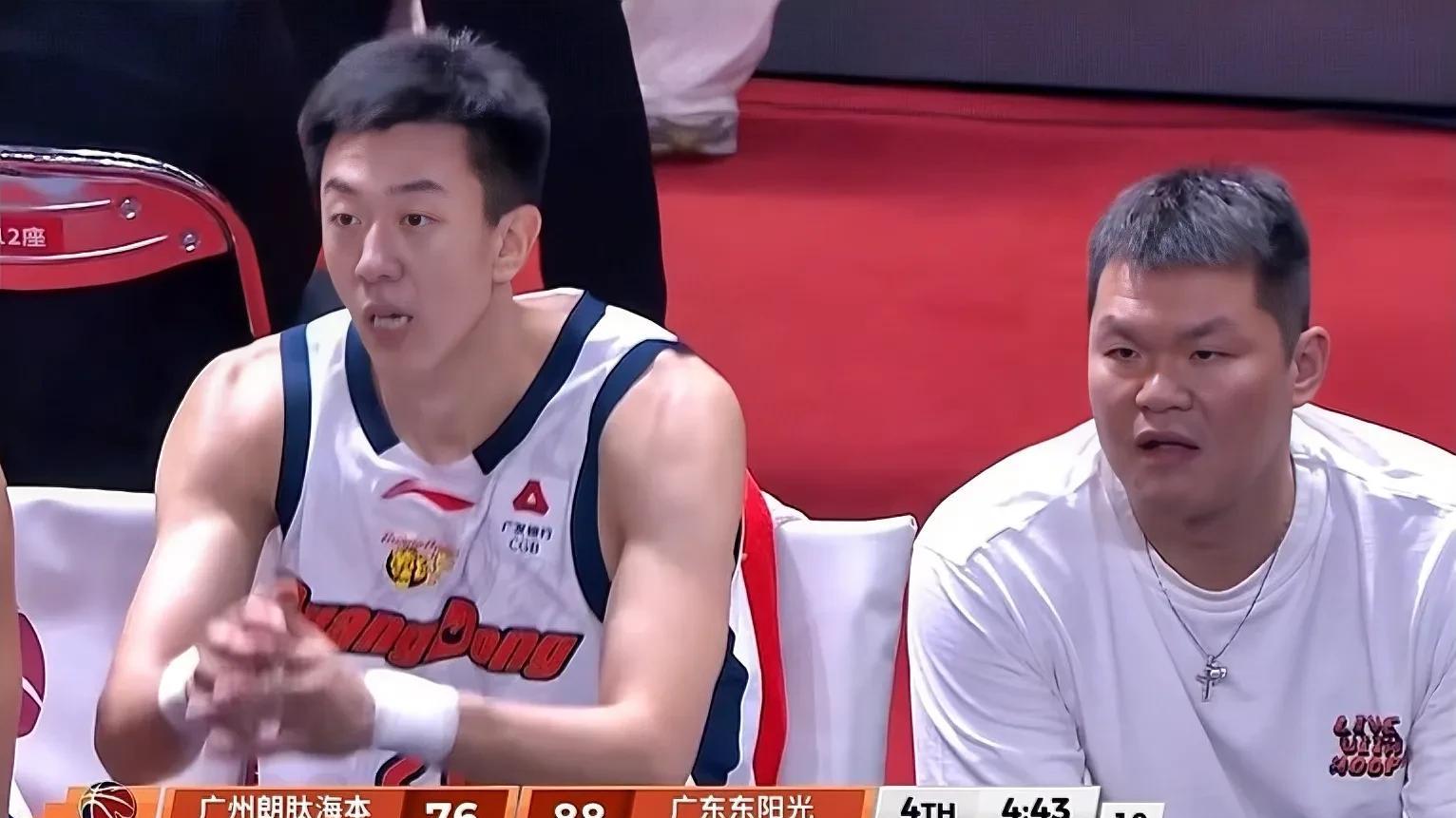 广东战胜广州，听听各界媒体专家怎么说，“双杰”52+13太炸裂！