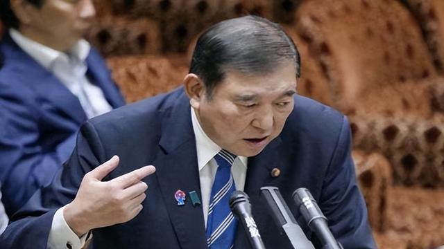 谈判结束，美3路人马离京，特朗普或将被迫继续向中国认怂？