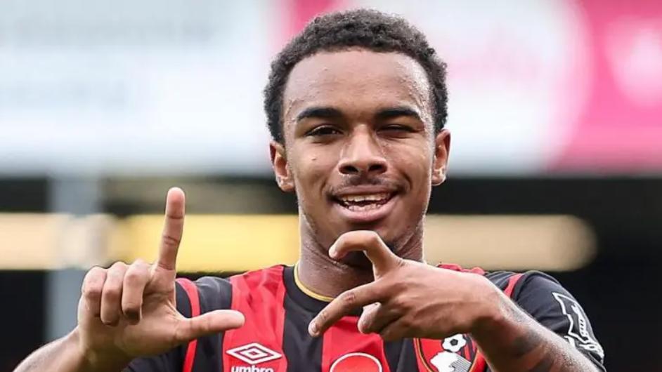 19岁少年连场进球，伯恩茅斯又挖到宝了