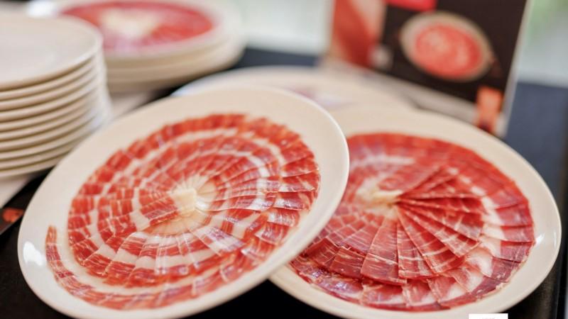 在新春佳节唤醒你的伊比利亚感官——感受来自欧洲的美食瑰宝，与家人分享美味时光