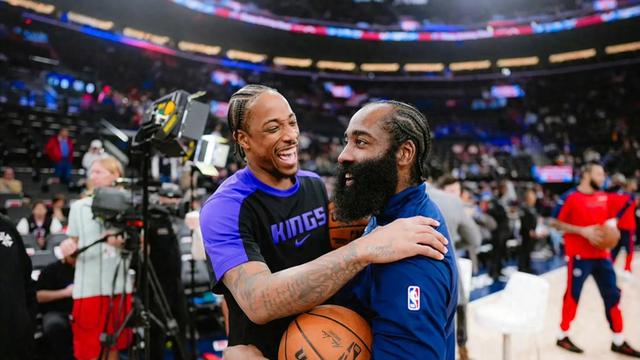 死马当活马医？科林斯换德罗赞，美记曝快船要交易，哈登压力大减