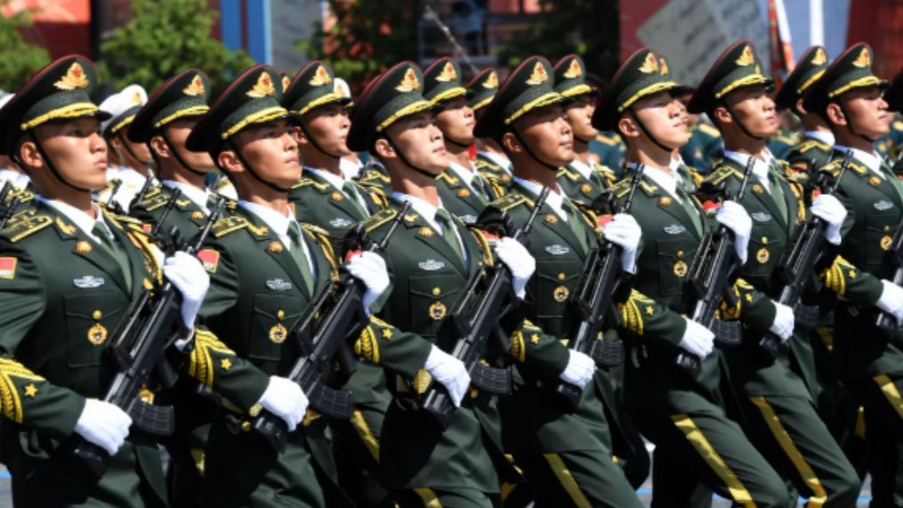 乌克兰不准中国支持俄罗斯，中方回了3句话，并派出最大仪仗队