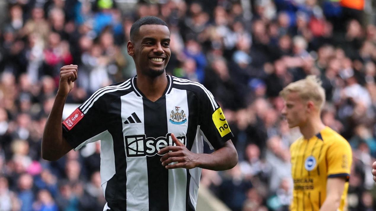 伊萨克：这是属于丹-伯恩的比赛 打破漫长冠军荒？这只是开始