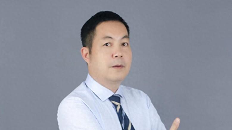 向下扎根，向上开花：广西学者型企业家黄寿伟携手新媒体再出发