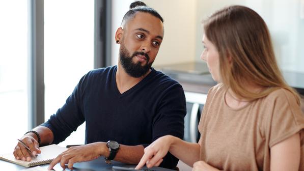 心理学专家表示：高情商情侣的相处方式与普通人有三点截然不同