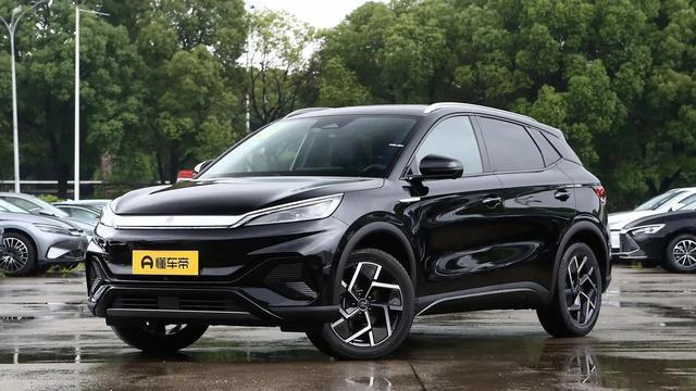 名爵MGES5限时购车权益上线，新车置换一口价9.99万，部分车型享超值福利