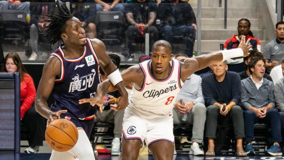 44+5+8+7+2！苦曼巴强势归来！他值得一份NBA合同