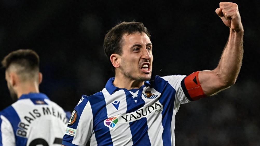 点球攻破曼联球门，奥亚萨瓦尔为皇社打进107球并列队史第三