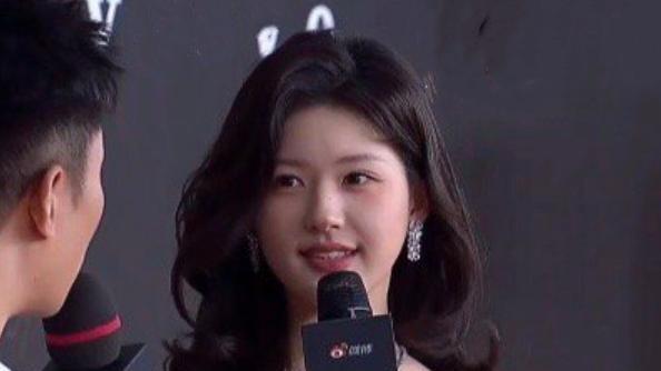 微博世界大会：王楚然美丽，关晓彤精致，都不及刘亦菲发胖吸睛