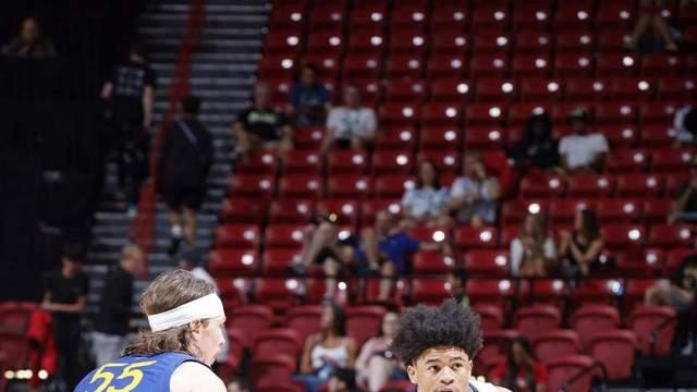 NBA夏联：勇士力克灰熊 理查德12+2图希7中1