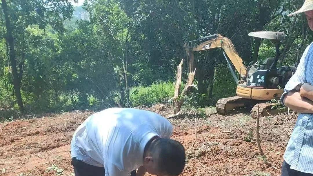 三僚曾真君：应邀在广东汕头为福主定生基方位