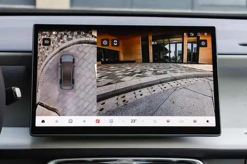 零跑B01：8.98万起，续航高达650km+800V快充，这车不香吗？