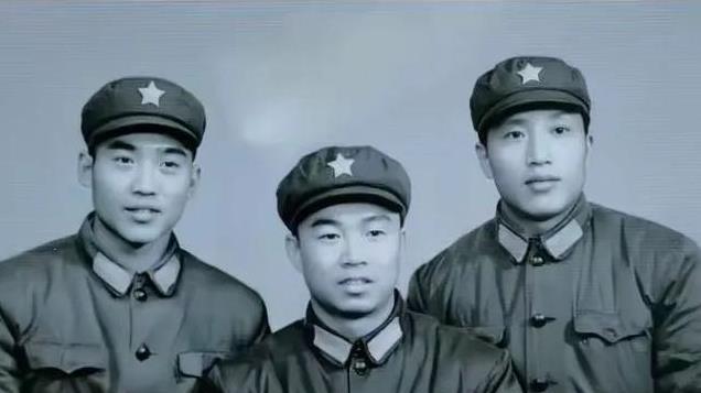 1983年夏天的雨夜，在部队服役的小舅冒雨前来，改变了我的人生