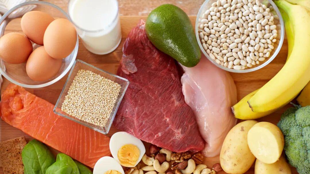 为什么老人更容易骨折？