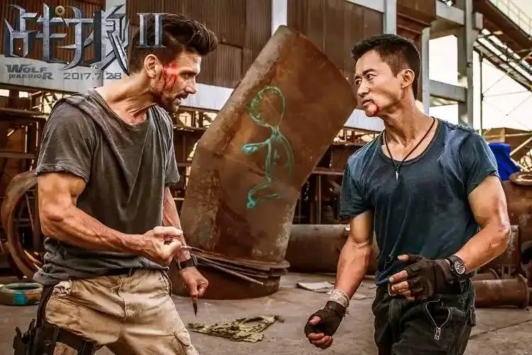 娶到《战狼》里的她，连粉丝都说韩庚高攀了！卢靖姗，一个身强体壮的高知女性