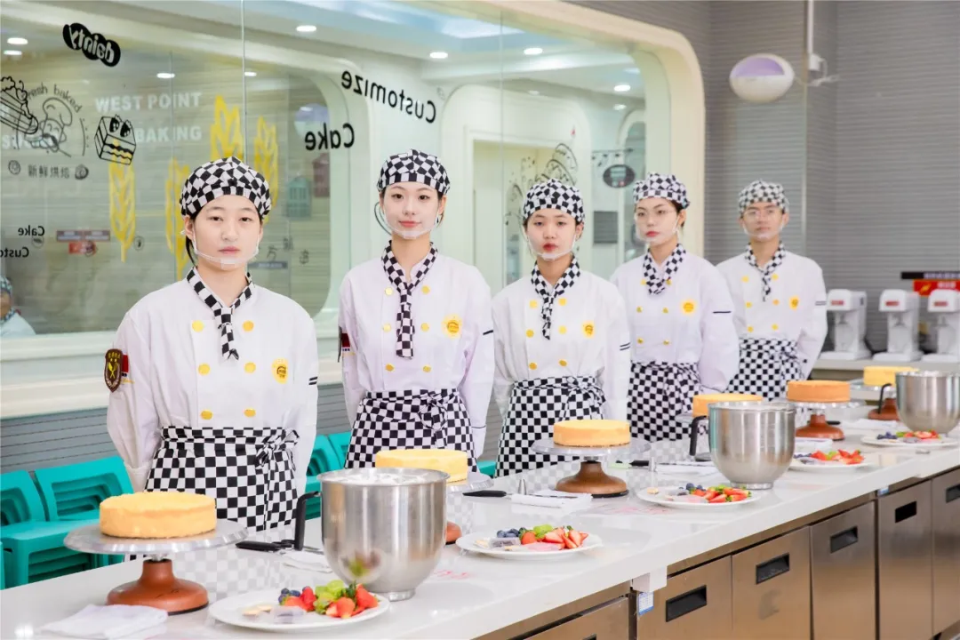 技校选对专业有多重要？看初中毕业女生晓妍的逆袭之路