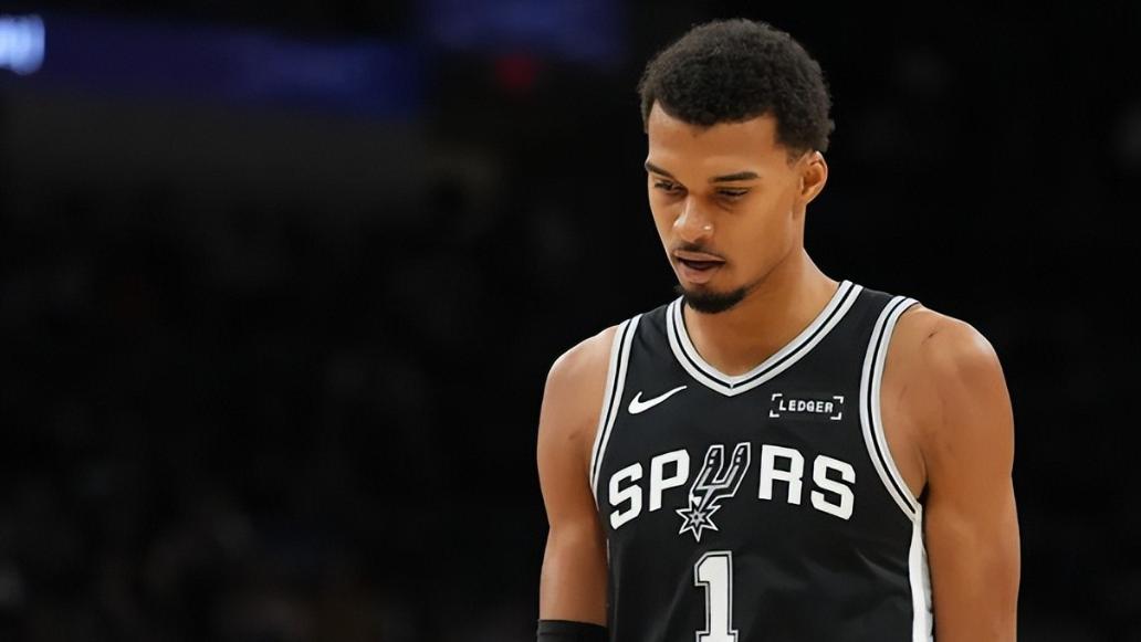 爆发！又1个23届新秀崛起，场均22+7仅次文班，最快进步球员稳了