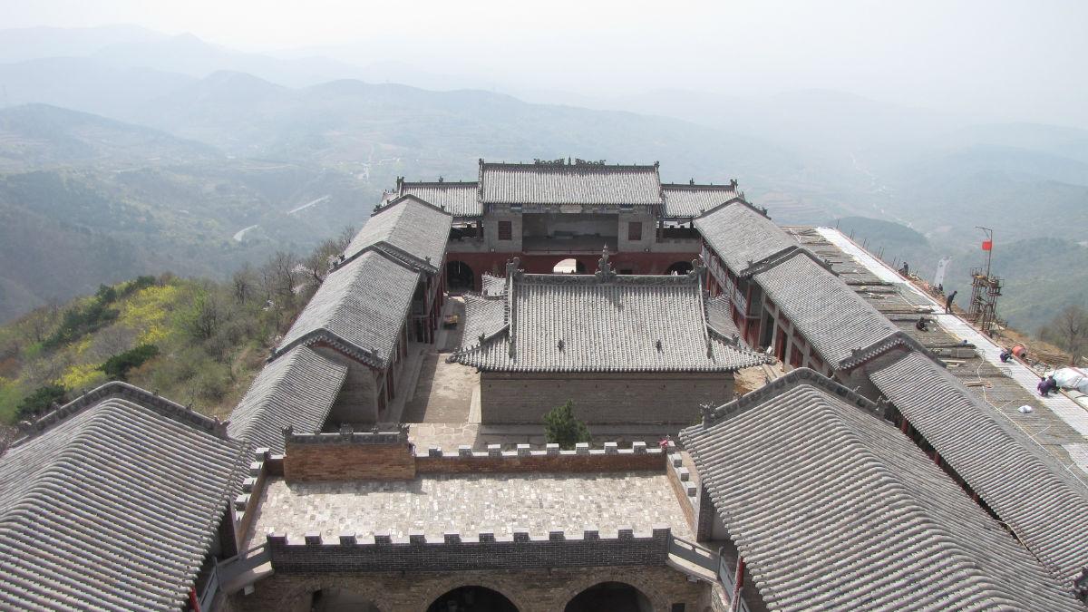 山西临汾佛爷山旅游全攻略：探秘太岳山脉的佛教圣境