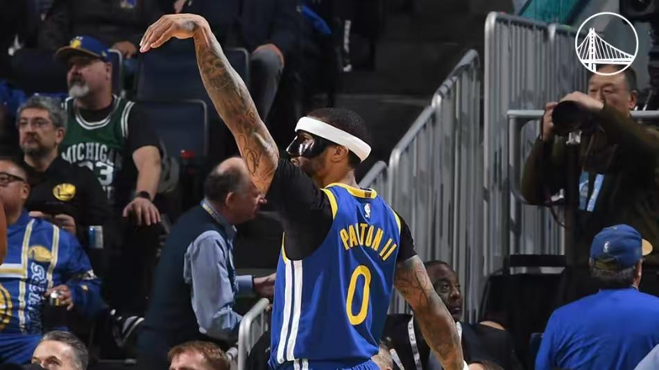 巴特勒用生涯第18次三双打脸“数据刷子”标签，半场冰凉手感终场逆转勇士命运！